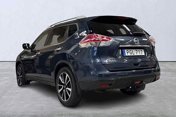 Nissan X-Trail 4 of 5