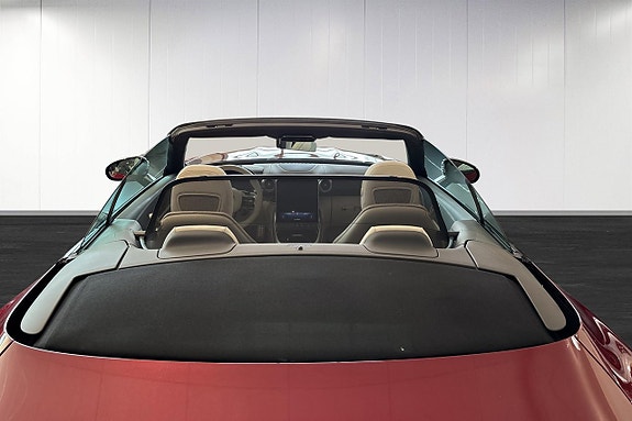 Mercedes-Benz SL63 28 of 29