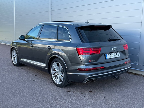 Audi SQ7 5 of 18