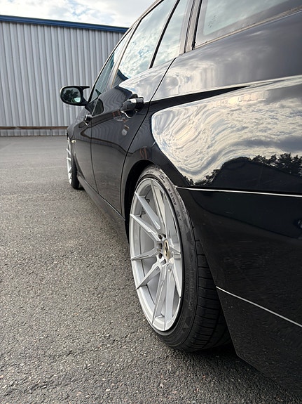 BMW 320d 10 of 15