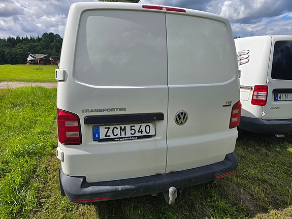 Volkswagen Transporter 4 of 5