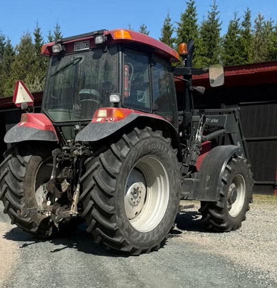CASE IH Maxxum 120 2 of 8