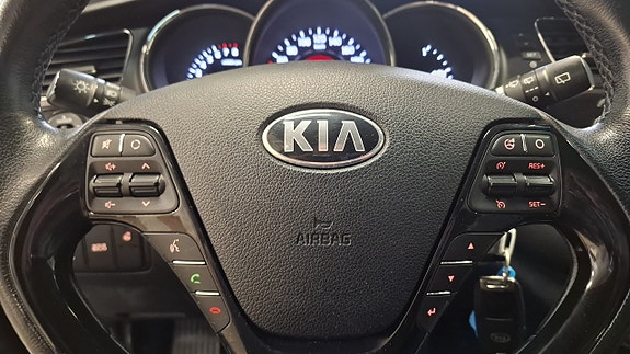 Kia Ceed 30 of 30