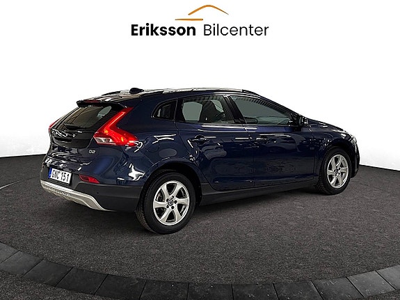 Volvo V40 Cross Country 5 of 24