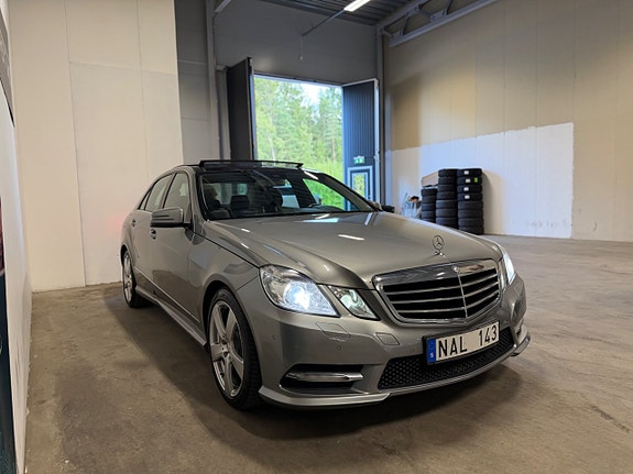 Mercedes-Benz E220 6 of 25