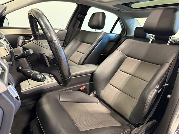 Mercedes-Benz E220 19 of 25