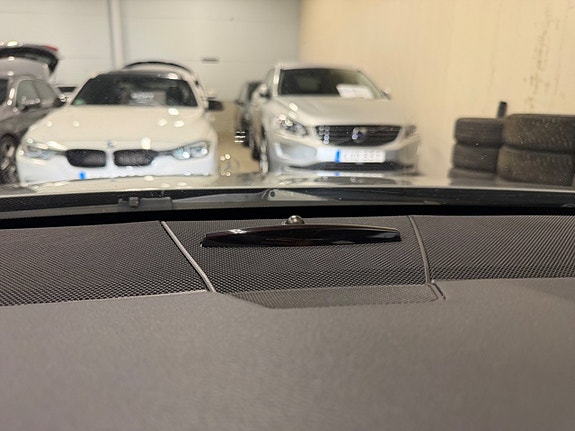 Mercedes-Benz E220 22 of 25