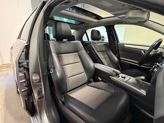 Mercedes-Benz E220 16 of 25
