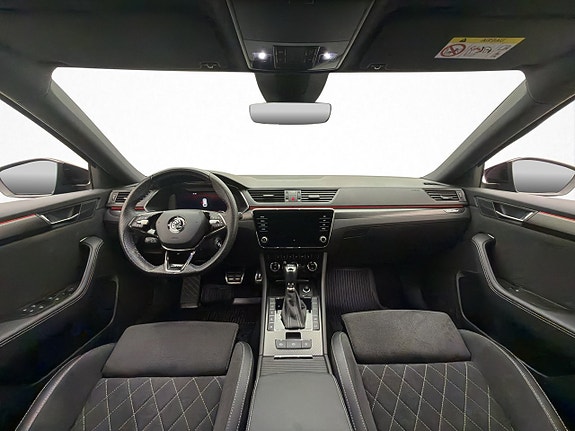 Skoda Superb 16 of 30