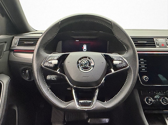 Skoda Superb 17 of 30
