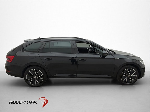 Skoda Superb 9 of 30