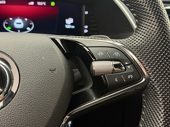 Skoda Superb 22 of 30