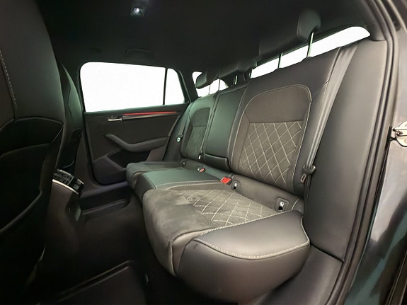 Skoda Superb 28 of 30