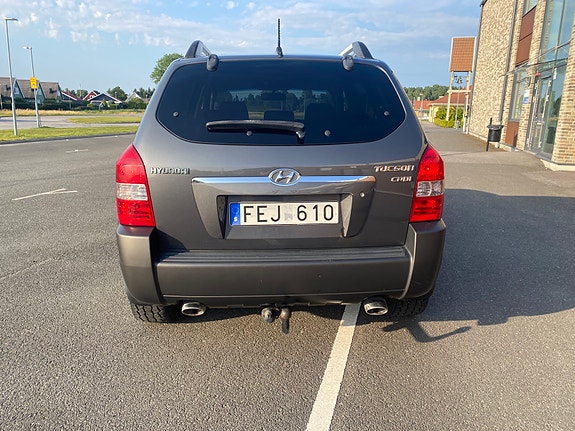 Hyundai Tucson 2 of 7