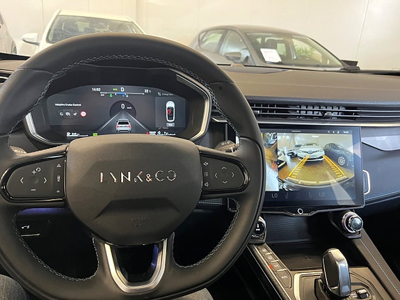 Lynk & Co 01 9 of 21