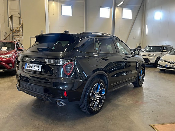 Lynk & Co 01 6 of 21