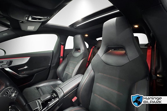 Mercedes-Benz CLA35 15 of 30