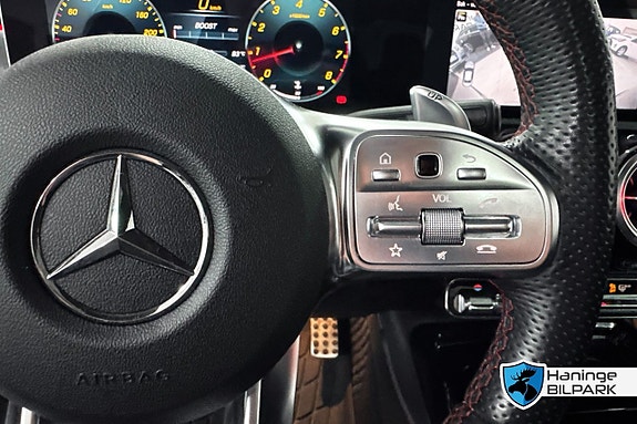 Mercedes-Benz CLA35 23 of 30