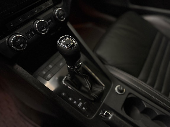 Skoda Octavia 11 of 22