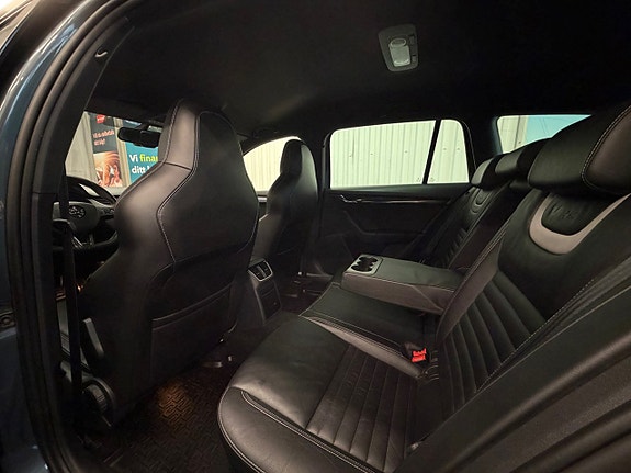 Skoda Octavia 18 of 22