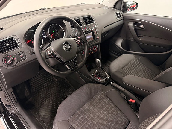 Volkswagen Polo 10 of 25