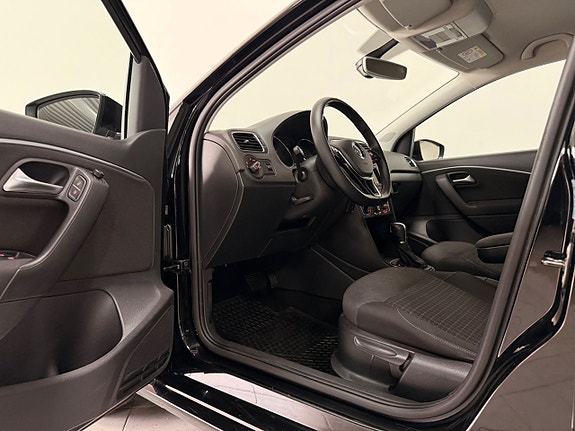 Volkswagen Polo 8 of 25