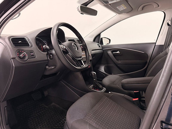 Volkswagen Polo 9 of 25