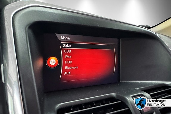 Volvo XC60 19 of 29
