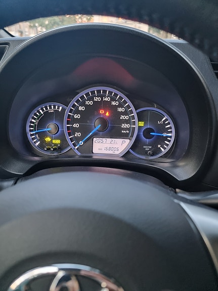 Toyota Yaris 5 of 6