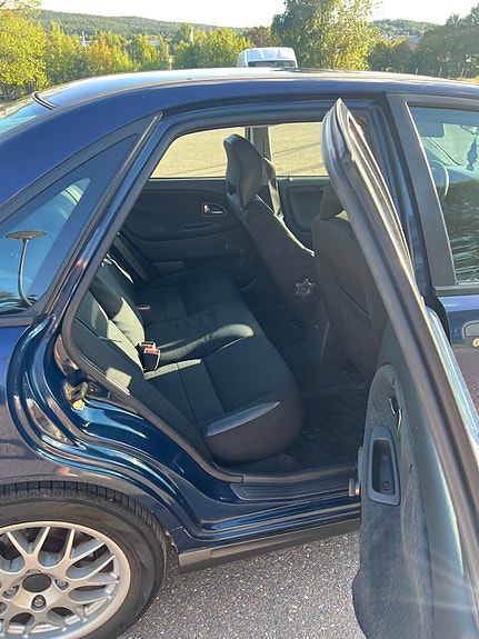 Volvo S40 14 of 16