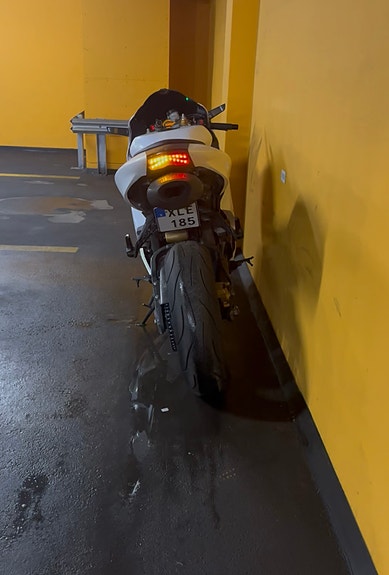Kawasaki Ninja ZX6R 4 of 11