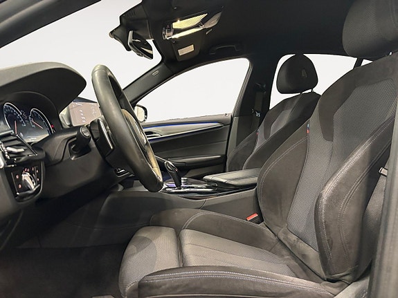 BMW 530i 8 of 26