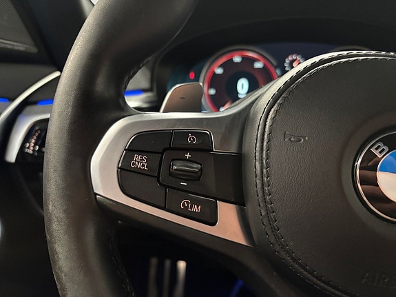 BMW 530i 25 of 26