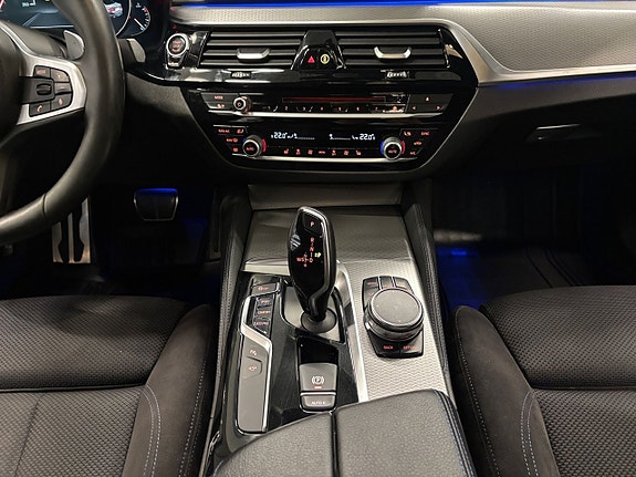 BMW 530i 10 of 26