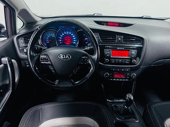 Kia Ceed 16 of 19
