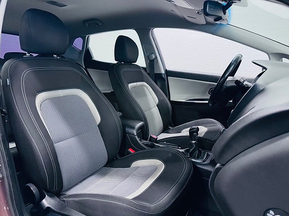 Kia Ceed 6 of 19