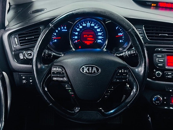 Kia Ceed 17 of 19