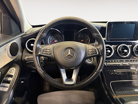 Mercedes-Benz C220 d 13 of 22