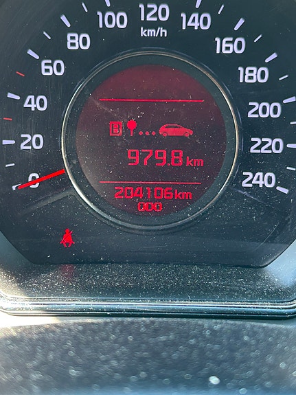 Kia Ceed 3 of 9