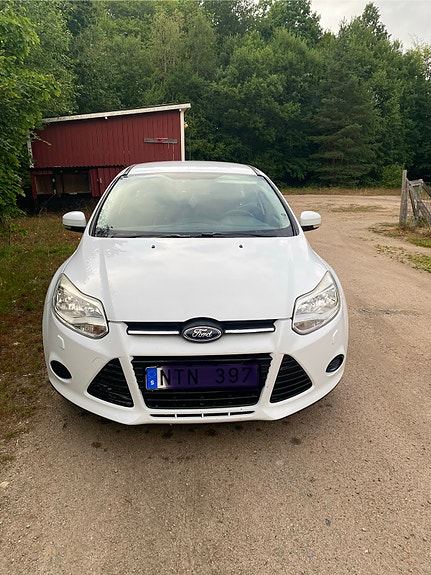 Ford Focus 3 of 5