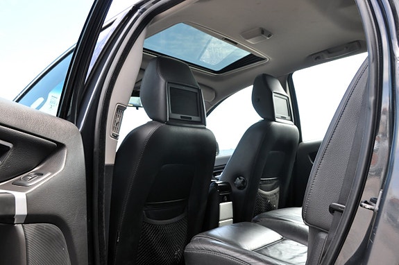 Volvo XC90 12 of 24