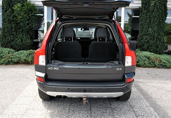 Volvo XC90 6 of 24