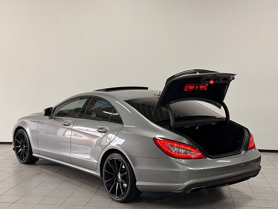 Mercedes-Benz CLS350 7 of 30