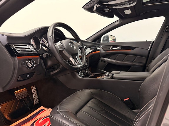 Mercedes-Benz CLS350 11 of 30