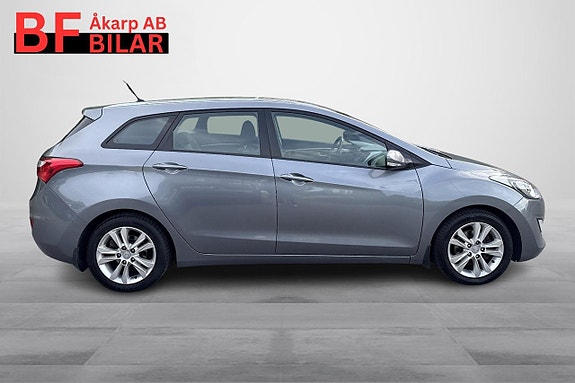 Hyundai i30 10 of 19