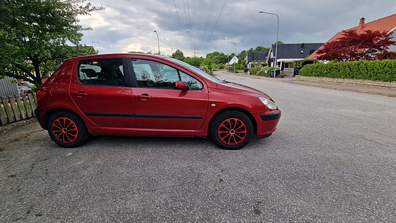 Peugeot 307 7 of 10