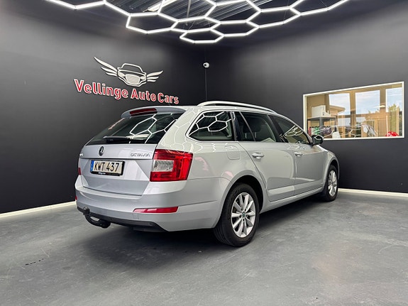 Skoda Octavia 3 of 10