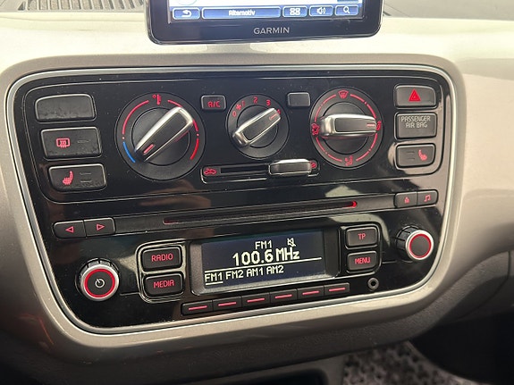 Volkswagen UP! 16 of 25