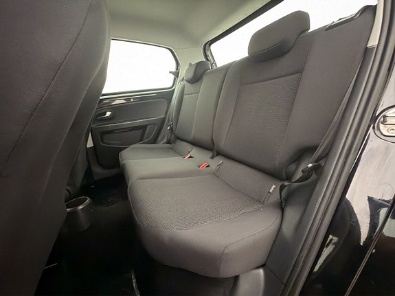 Volkswagen UP! 20 of 25