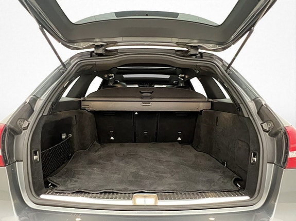 Mercedes-Benz C220 d 30 of 30